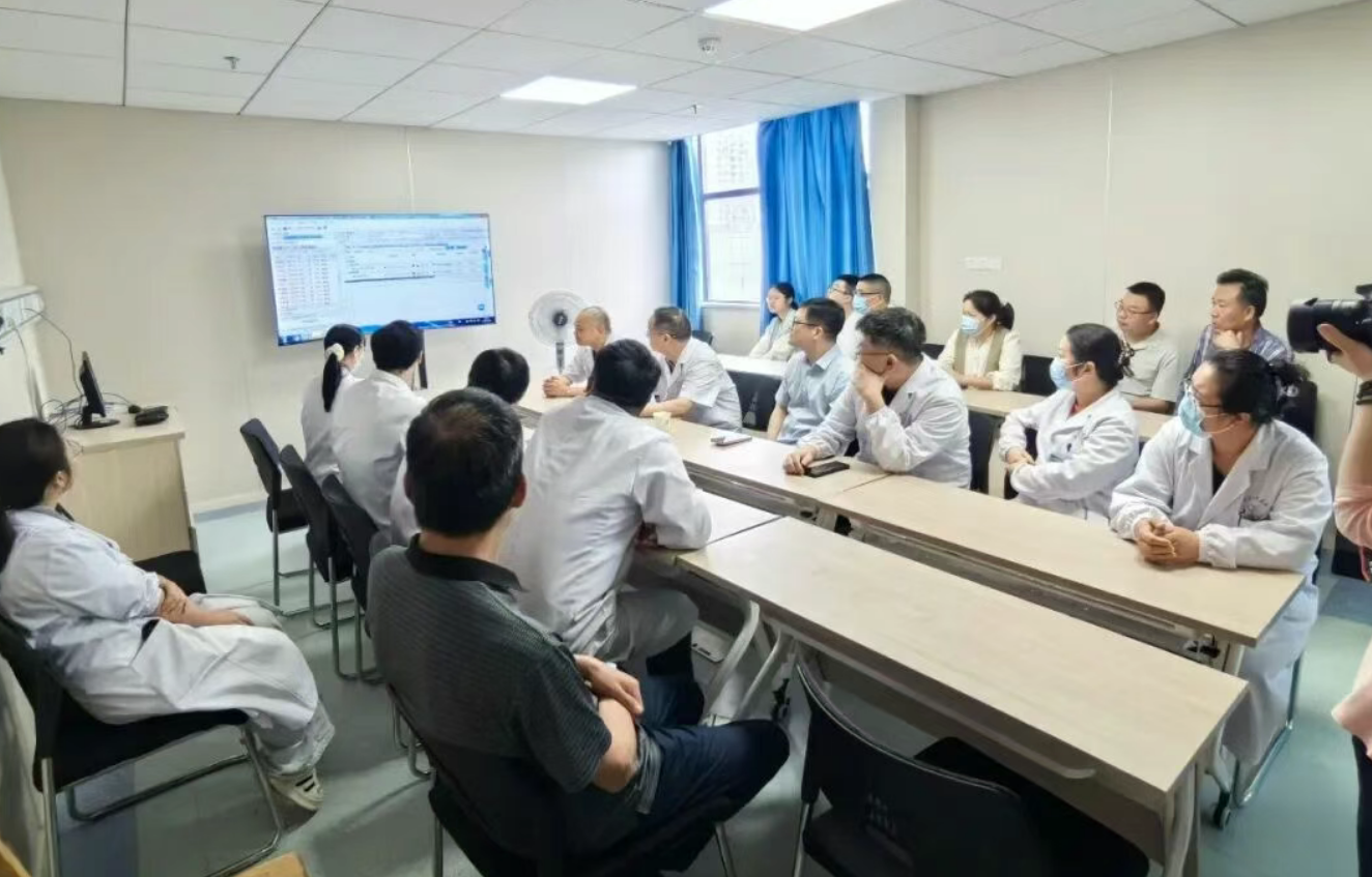 【国家区域医疗中心建设】国家级专家床旁带教 夯实基层呼吸防线