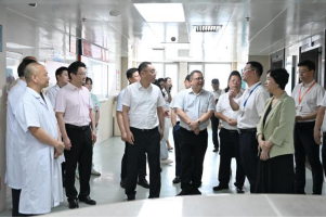 广州医科大学党委书记曾颖如一行赴娄底考察 共促国家区域医疗中心建设