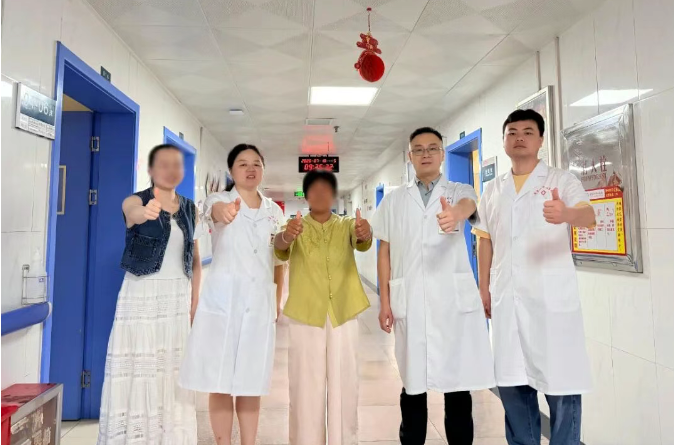 全市首例四级日间手术在娄底市中心医院完成